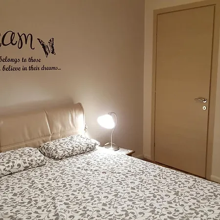 Thessview Skyline View Penthouse * Szaloniki